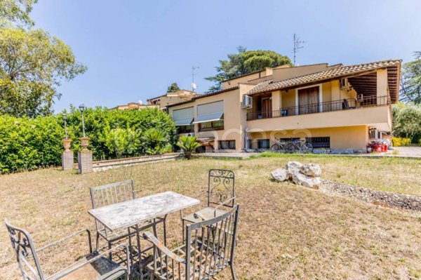casa indipendente in vendita a Roma in zona La Storta