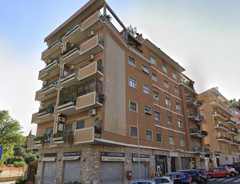 appartamento in vendita a Roma in zona Della Vittoria
