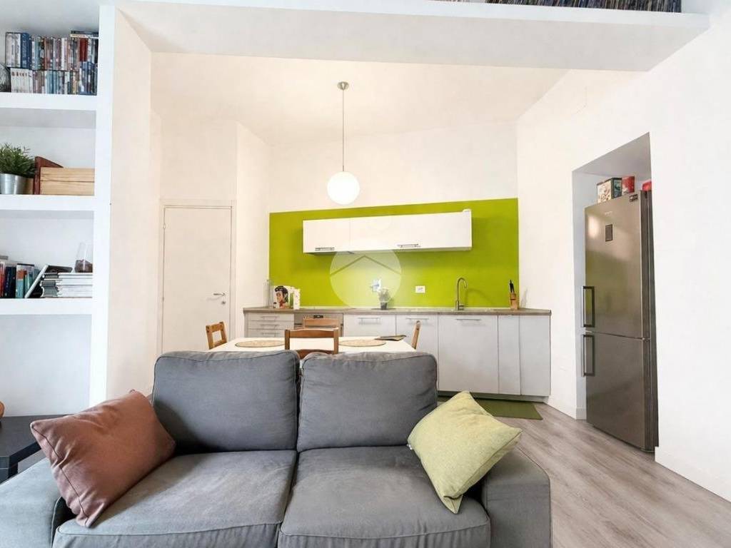 appartamento in vendita a Roma in zona Tuscolano