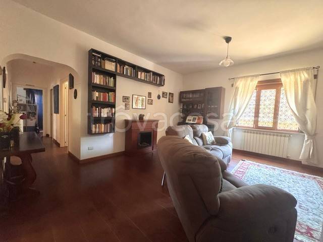 appartamento in vendita a Roma in zona Acilia