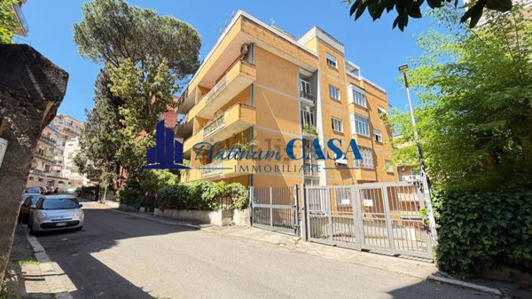 appartamento in vendita a Roma in zona Tor di Quinto