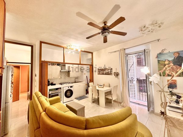 appartamento in vendita a Roma in zona Appio Latino