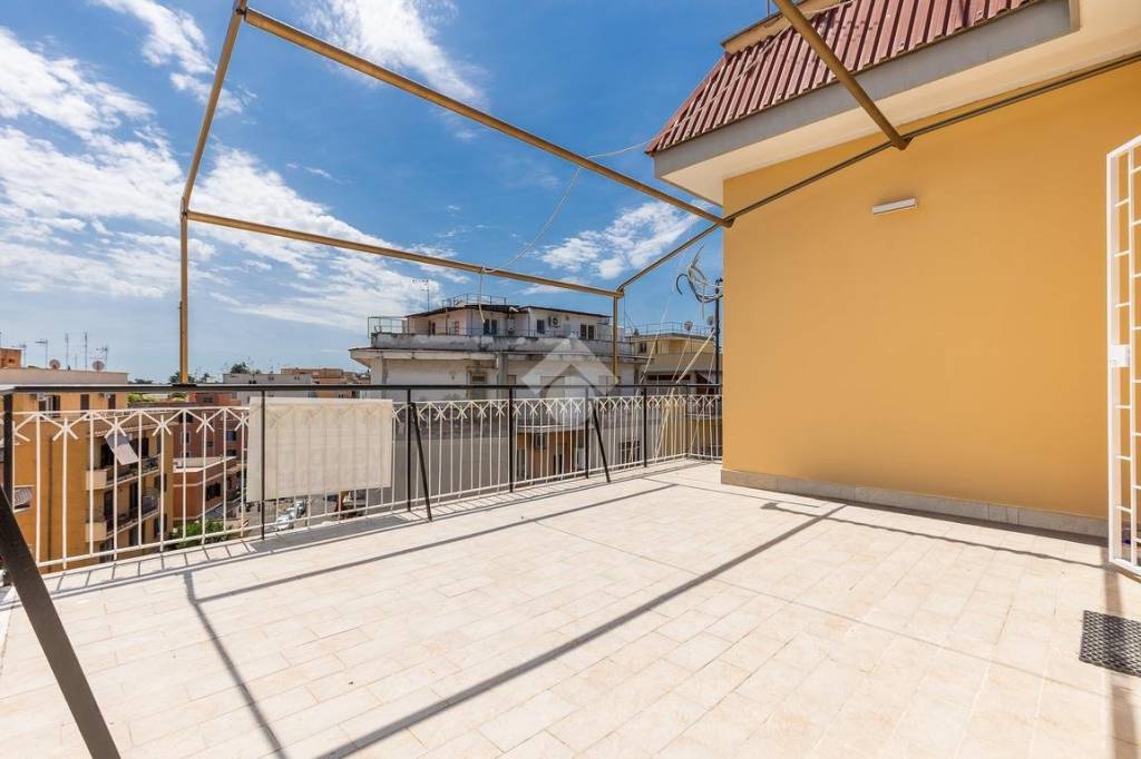 appartamento in vendita a Roma in zona Primavalle