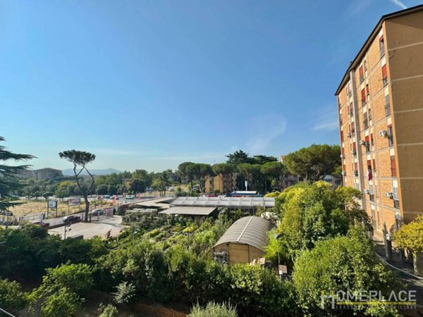 appartamento in vendita a Roma in zona Torre Maura