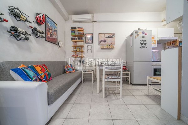 appartamento in vendita a Roma in zona Prenestino-Labicano
