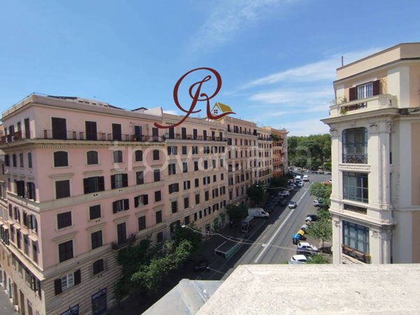appartamento in vendita a Roma in zona Esquilino