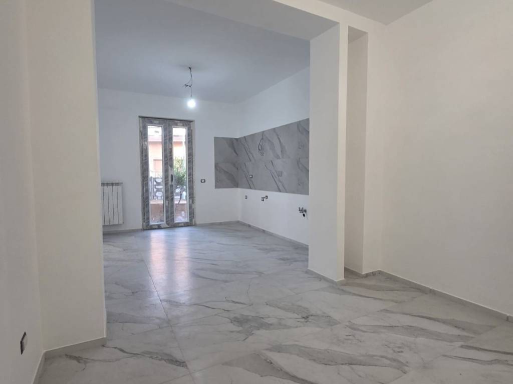 appartamento in vendita a Roma in zona Tor Bella Monaca