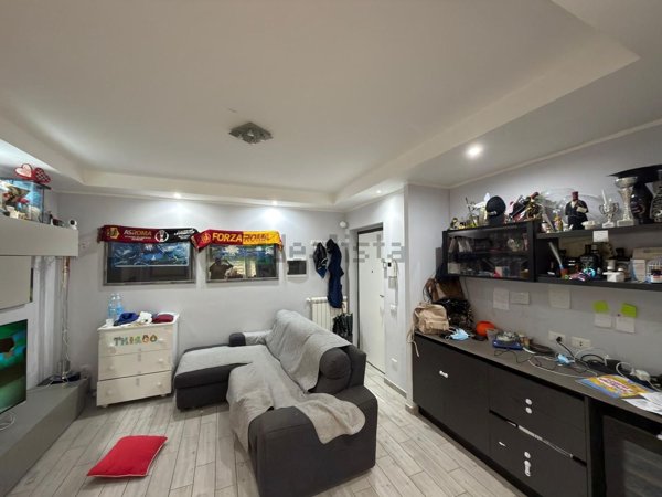 appartamento in vendita a Roma in zona Dragona/Bagnoletto