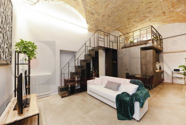 appartamento in vendita a Roma in zona Trastevere