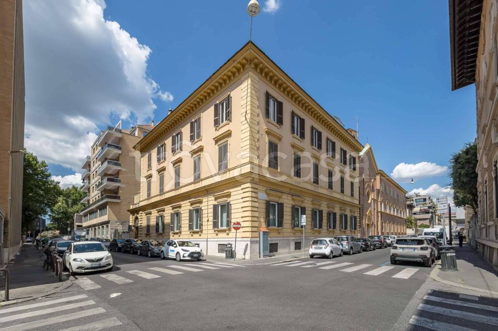 appartamento in vendita a Roma in zona Ludovisi/Sallustiano