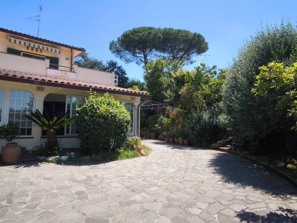 appartamento in vendita a Roma in zona Castel di Leva