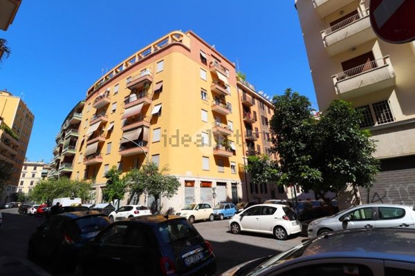 appartamento in vendita a Roma in zona Tuscolano