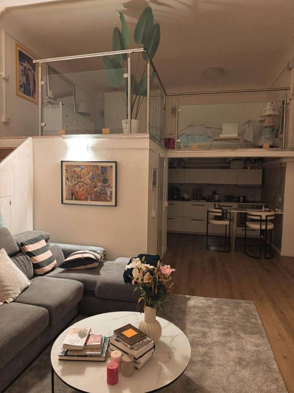 negozio in vendita a Roma in zona Appio Latino