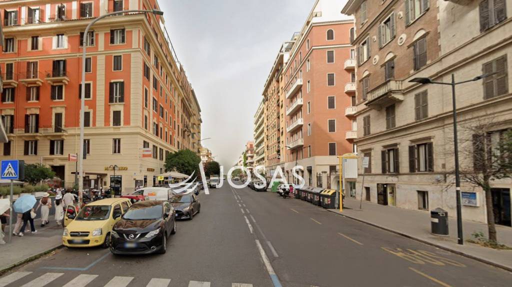 negozio in vendita a Roma in zona Nomentano