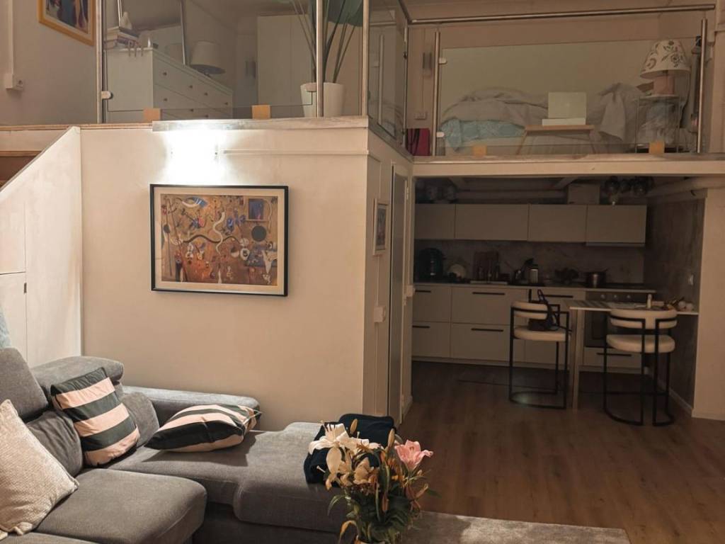 appartamento in vendita a Roma in zona Appio Latino