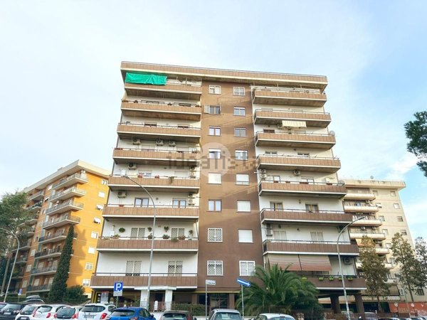 appartamento in vendita a Roma in zona Osteria del Curato