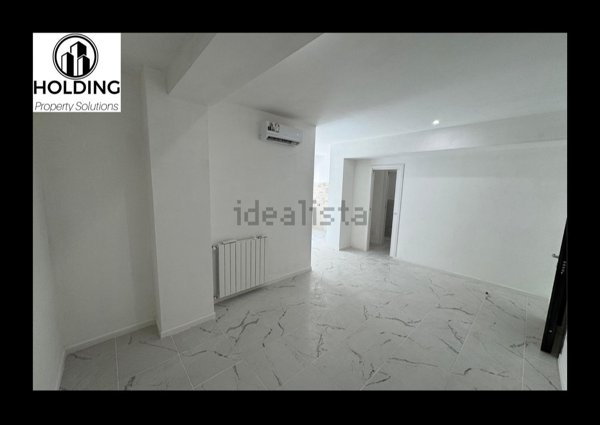 appartamento in vendita a Roma in zona Ardeatino
