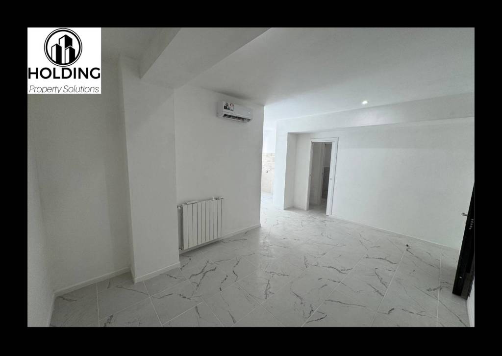 appartamento in vendita a Roma in zona Ardeatino