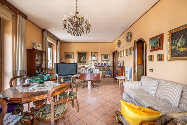 appartamento in vendita a Roma in zona Prenestino-Labicano