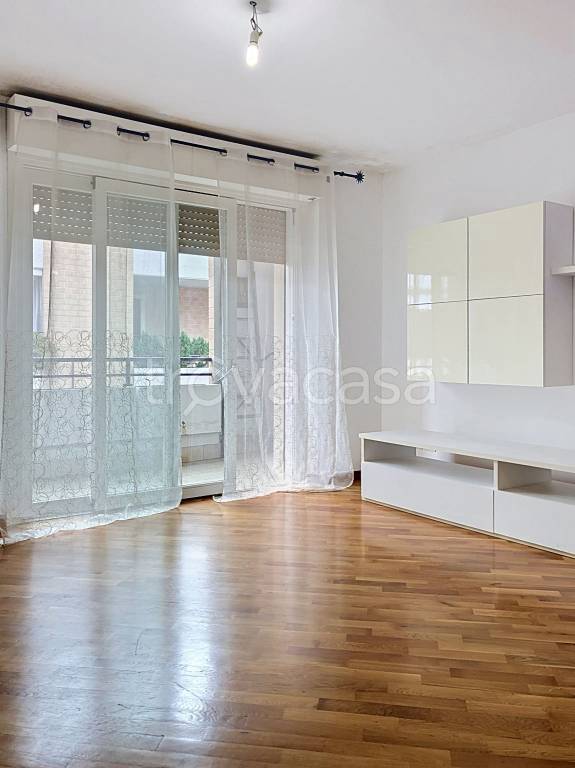 appartamento in vendita a Roma in zona Valle Muricana