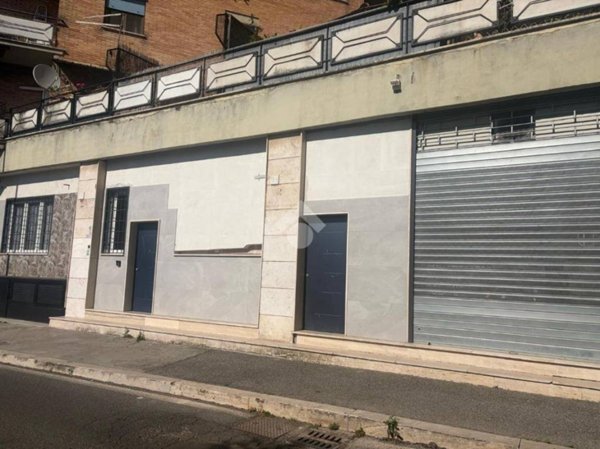appartamento in vendita a Roma in zona Tuscolano