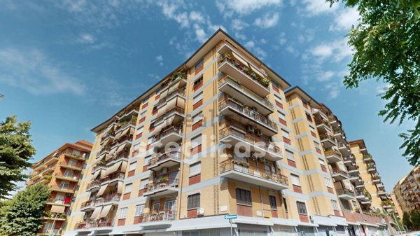 appartamento in vendita a Roma in zona Appio Latino