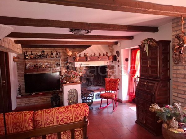casa indipendente in vendita a Roma in zona Torrione Cerquetta