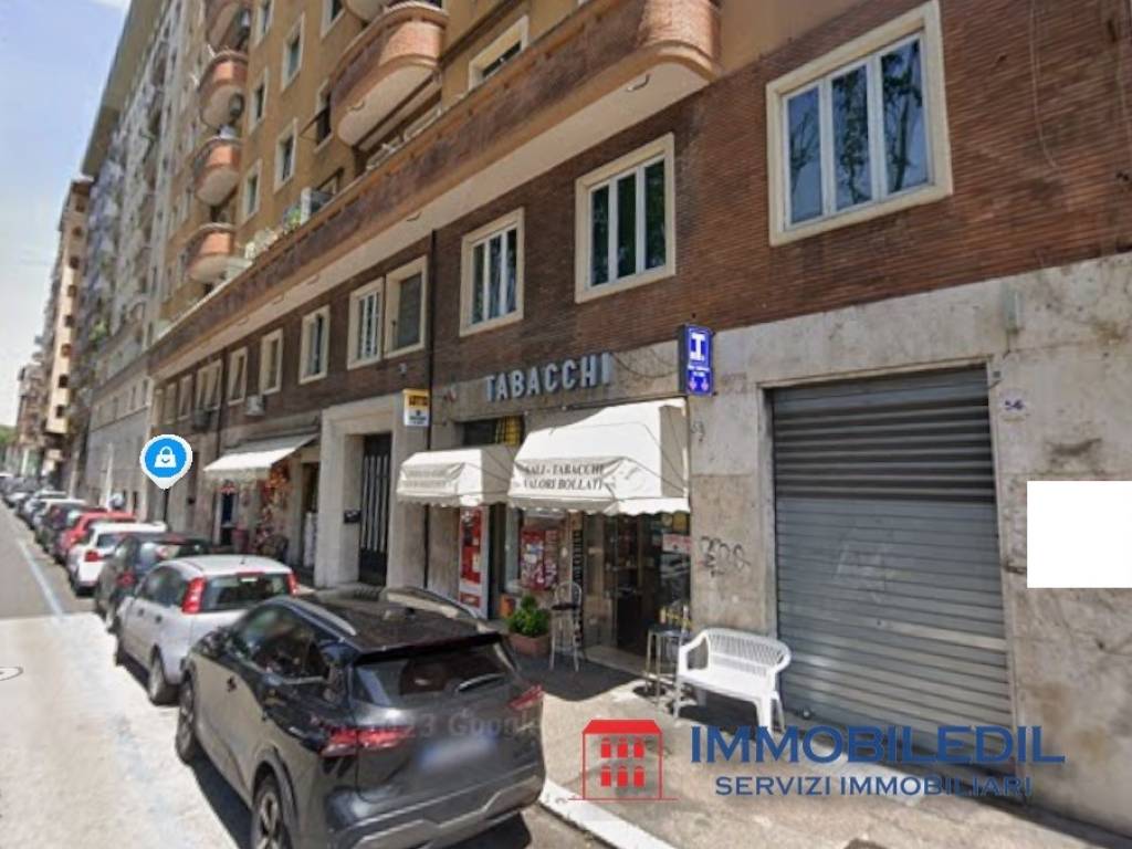 negozio in vendita a Roma in zona Della Vittoria