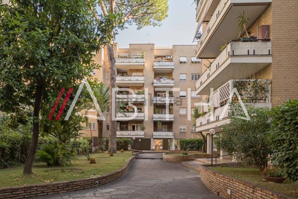 appartamento in vendita a Roma in zona Monte Sacro/Talenti