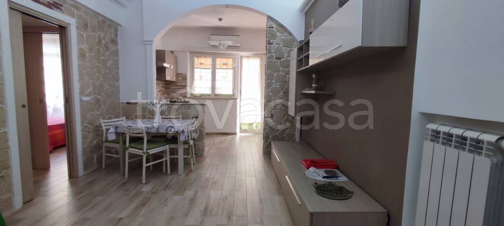 appartamento in vendita a Roma in zona Torre Maura