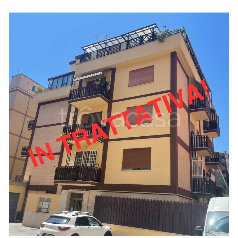 appartamento in vendita a Roma in zona Torre Maura