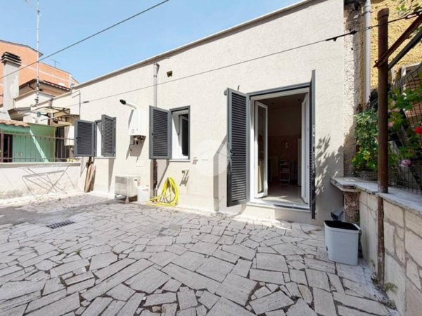 appartamento in vendita a Roma in zona Tor Vergata/Torrenova