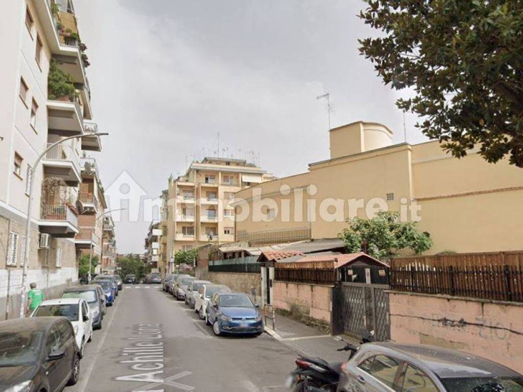 appartamento in vendita a Roma in zona Tor di Quinto