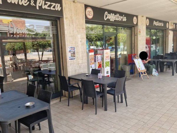 negozio in vendita a Roma in zona Casalotti