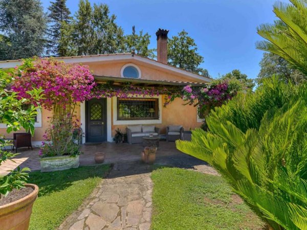 casa indipendente in vendita a Roma in zona Olgiata