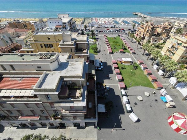 appartamento in vendita a Roma in zona Ostia