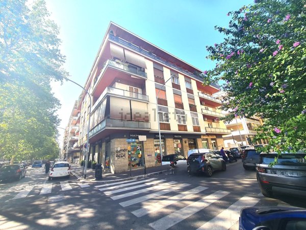 appartamento in vendita a Roma in zona Appio Claudio