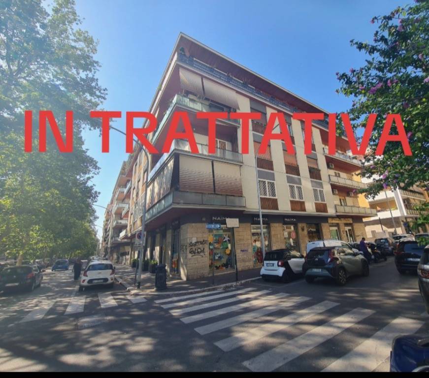 appartamento in vendita a Roma in zona Appio Claudio