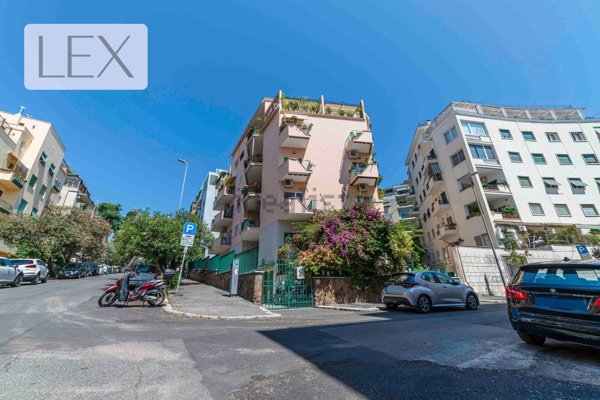 casa indipendente in vendita a Roma in zona Trieste