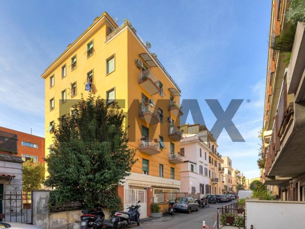 appartamento in vendita a Roma in zona Della Vittoria