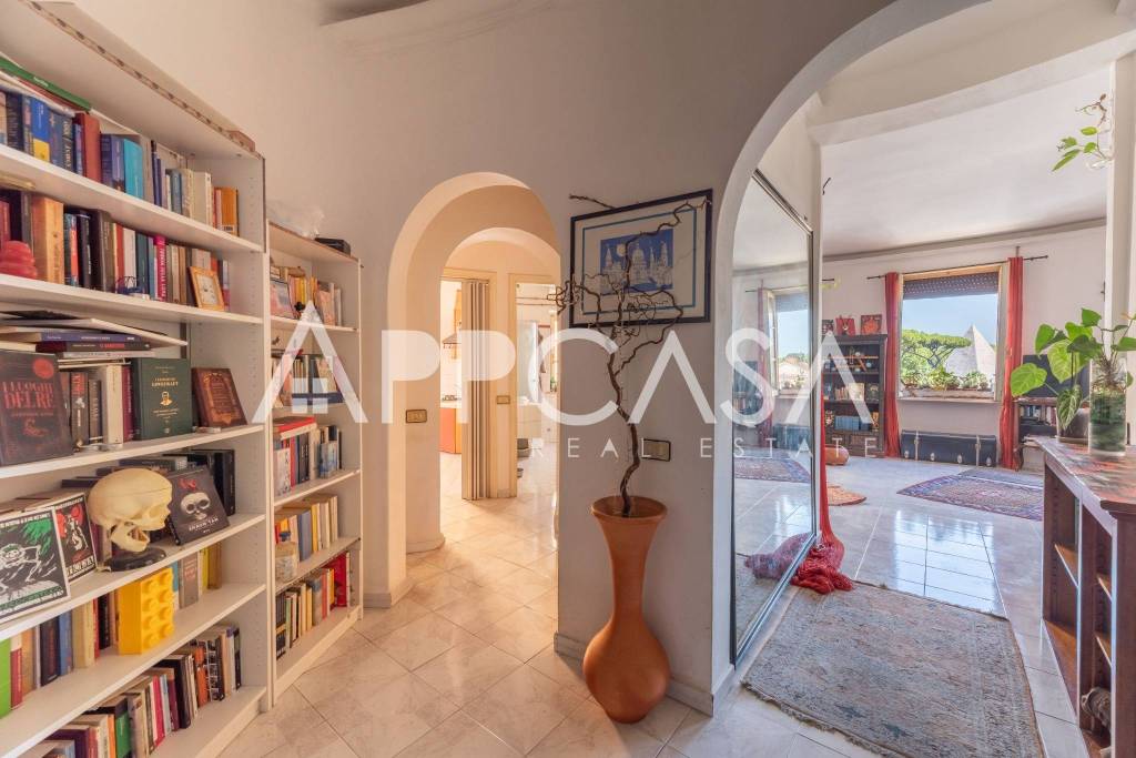 appartamento in vendita a Roma in zona Dragona/Bagnoletto