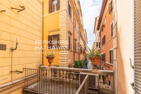 appartamento in vendita a Roma in zona Campo Marzio
