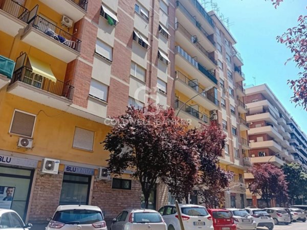 appartamento in vendita a Roma in zona Portuense