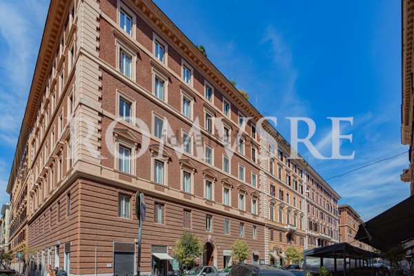 ufficio in vendita a Roma in zona Rione Prati