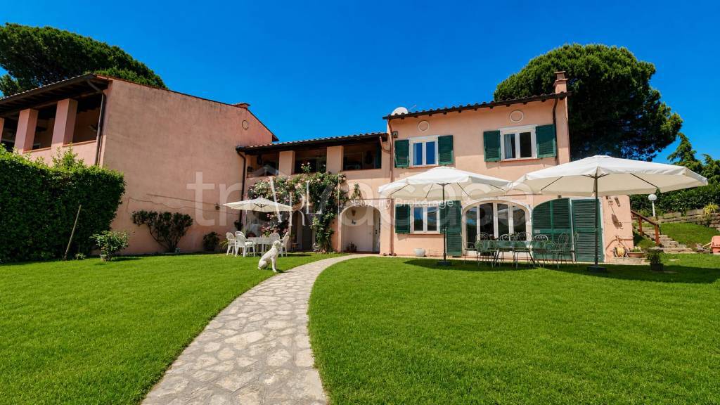 casa indipendente in vendita a Roma in zona Olgiata