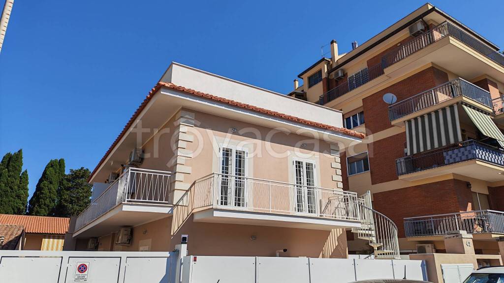appartamento in vendita a Roma in zona Rione Borgo