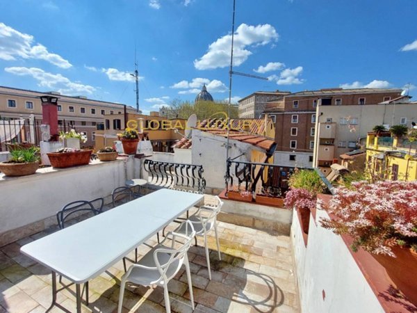 appartamento in vendita a Roma in zona Rione Borgo