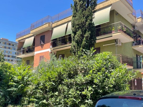 appartamento in vendita a Roma in zona Ponte Mammolo