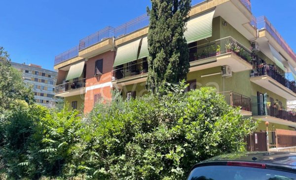 appartamento in vendita a Roma in zona Ponte Mammolo