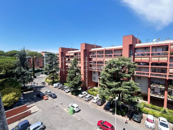 appartamento in vendita a Roma in zona Ardeatino